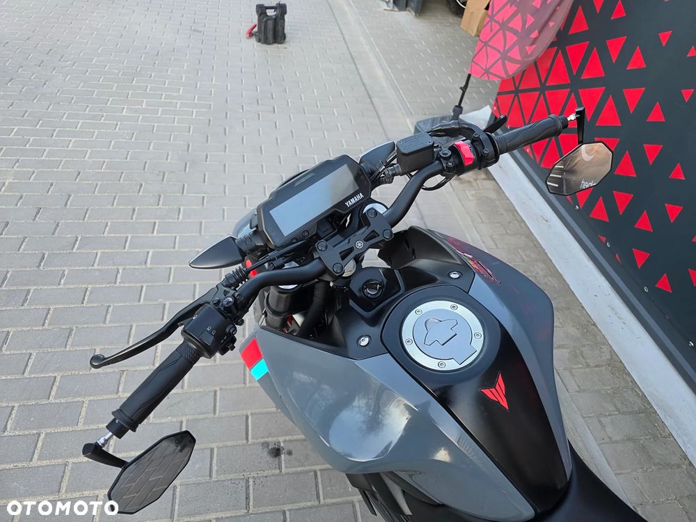 Yamaha MT - 14