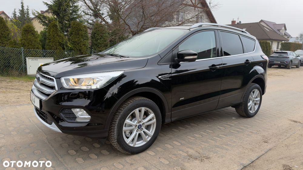 Ford Kuga 1.5 EcoBoost 4x4 Titanium - 9