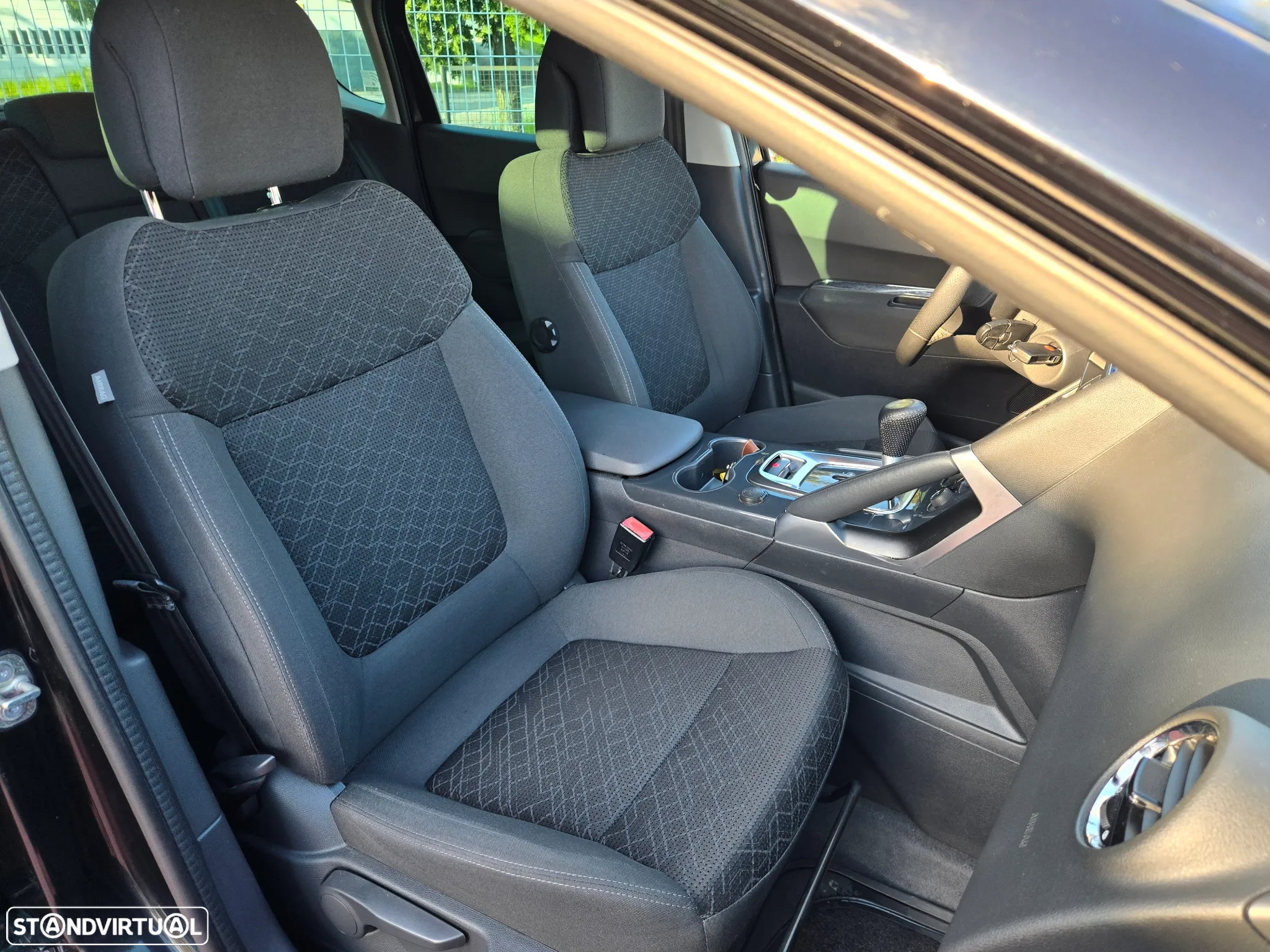 Peugeot 3008 1.6 BlueHDi Style EAT6 - 6