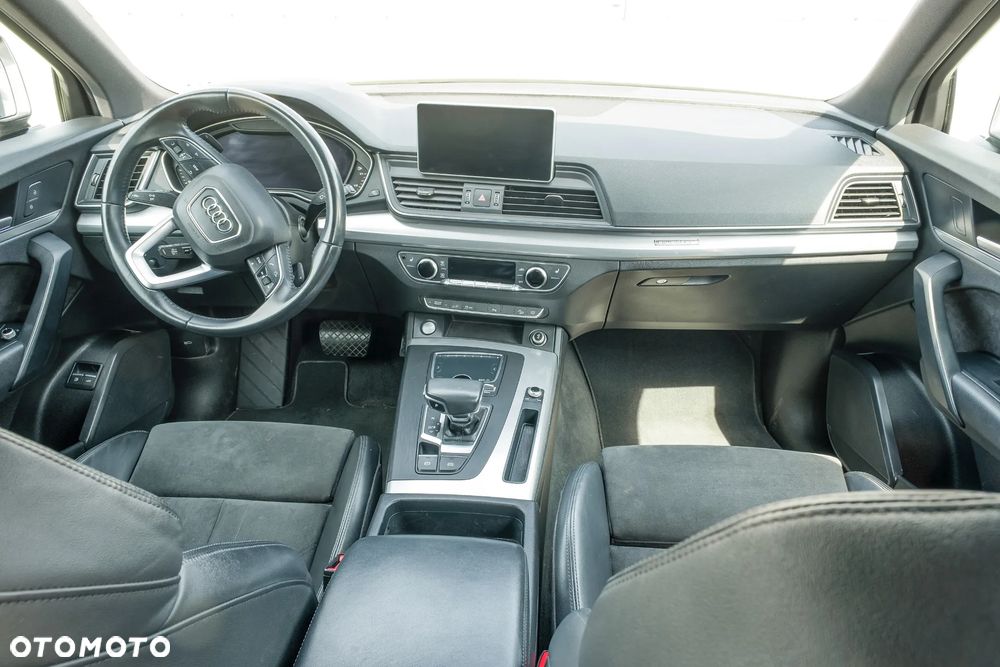 Audi Q5 50 TFSI e Quattro S tronic - 13