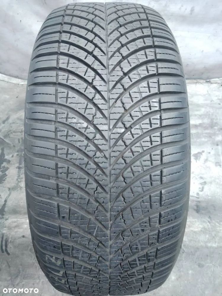 Goodyear Vector 4season GEN-3 215/50 R17 95W 2022 7-7.5mm - 1