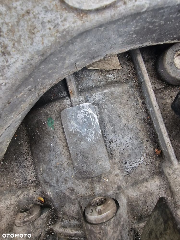 Skrzynia biegów vw 2.0 tdi o kodzie NFU - 5