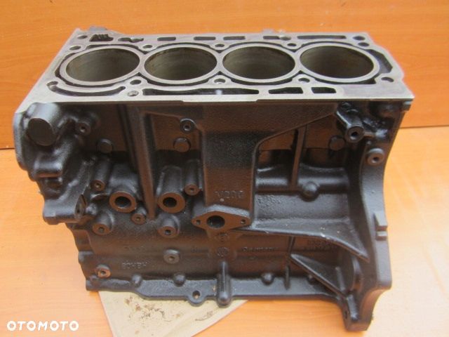 VW SKODA SEAT AUDI 1.4 TSI TFSI CAX CAV BMY CTH BLOK GOŁY STOPY 03C021 nr1 - 1
