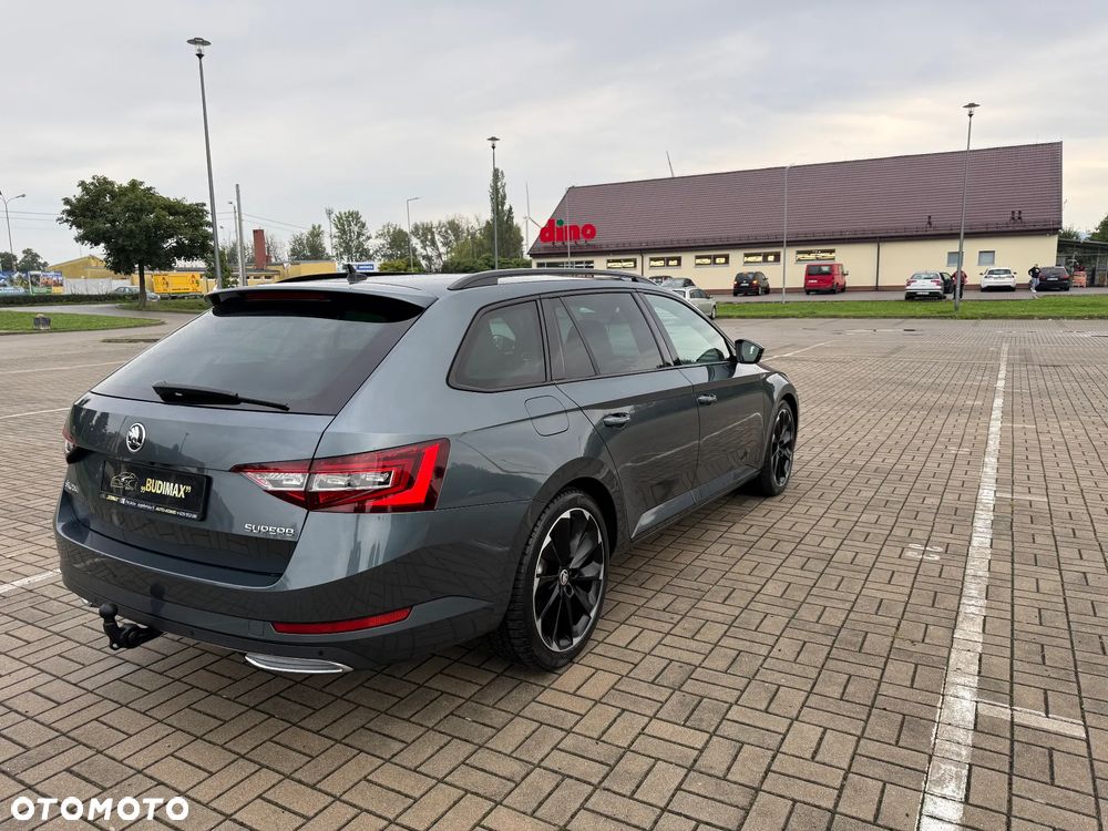 Skoda Superb 2.0 TDI DSG Sportline - 7