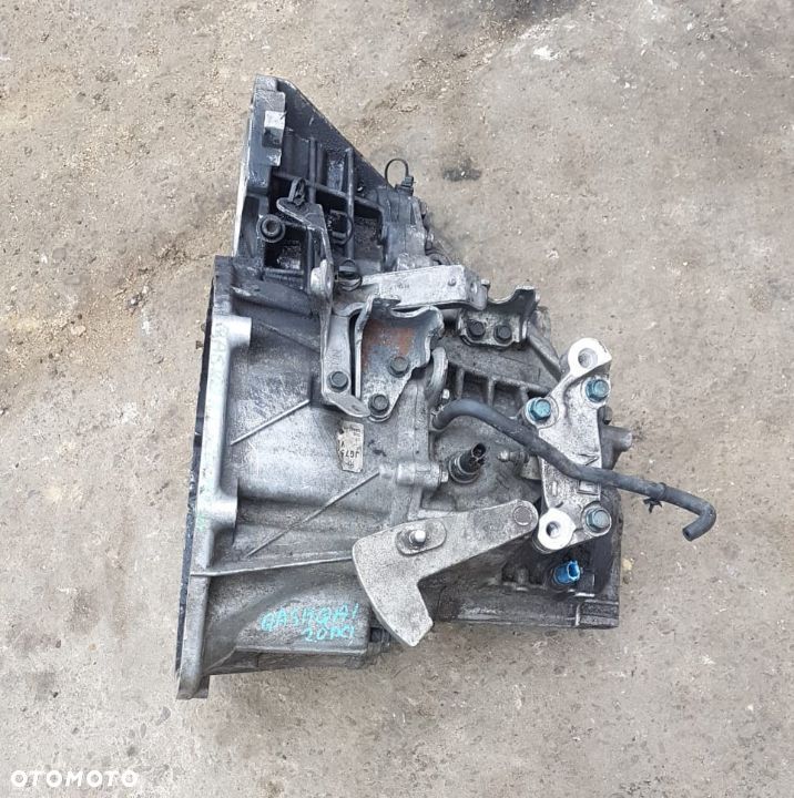 Skrzynia Qashqai J10 2.0 DCI 4x4  JG71 - 1