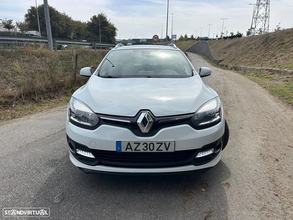 Renault Mégane Sport Tourer dCi 110 FAP EDC BOSE Edition - 4