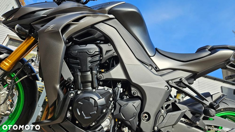 Kawasaki Z - 12
