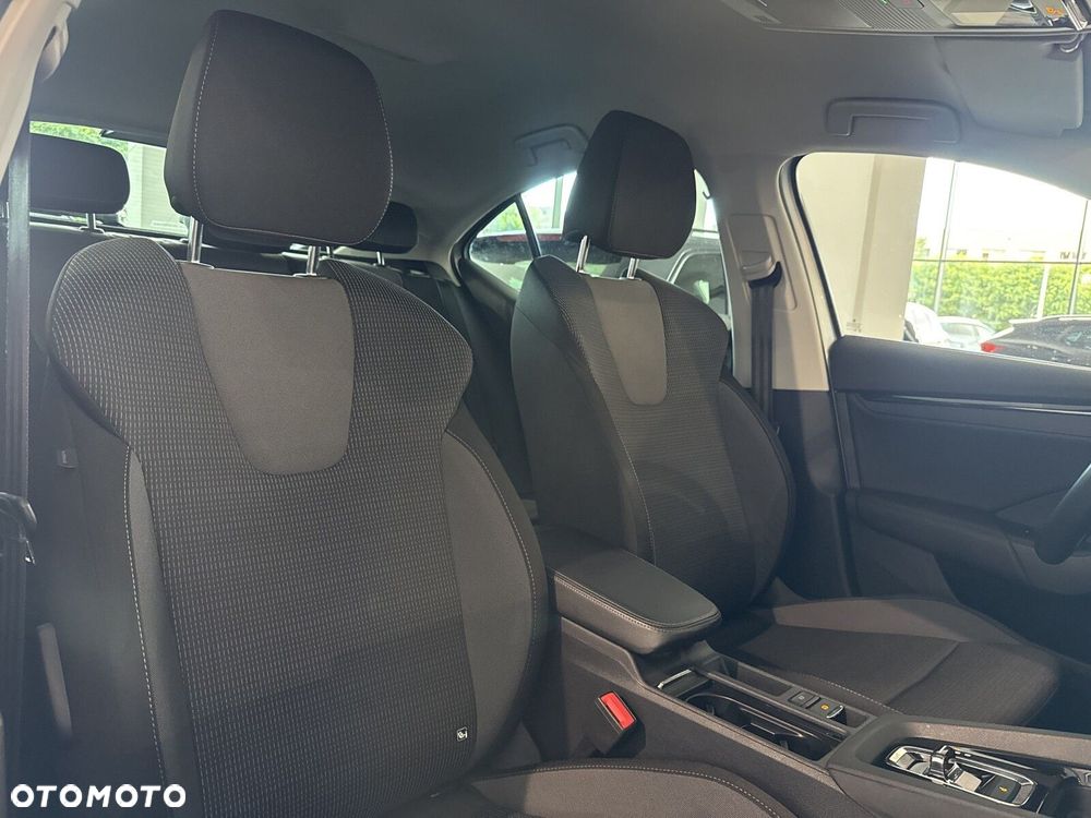 Skoda Octavia 2.0 TDI Ambition DSG - 14