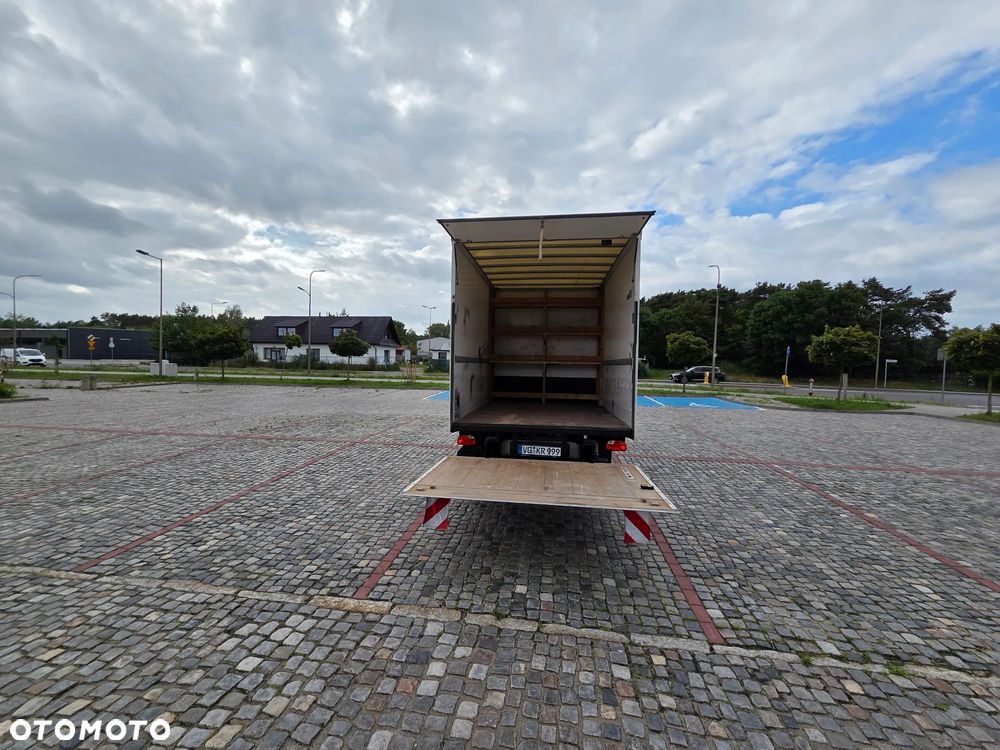 Volkswagen Crafter - 31