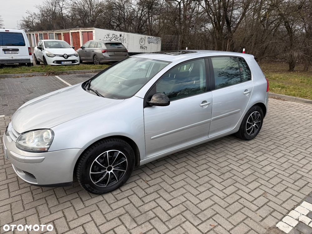 Volkswagen Golf 2.0 TDI Q-Line - 2
