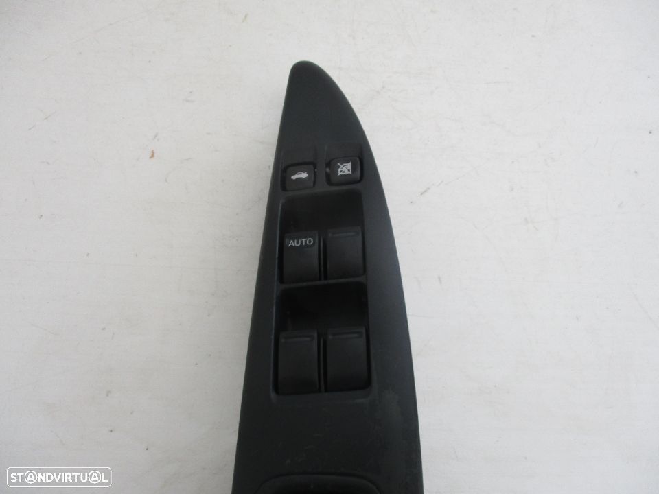 Comando Botoes Interruptor Vidros Nissan Primera - 1