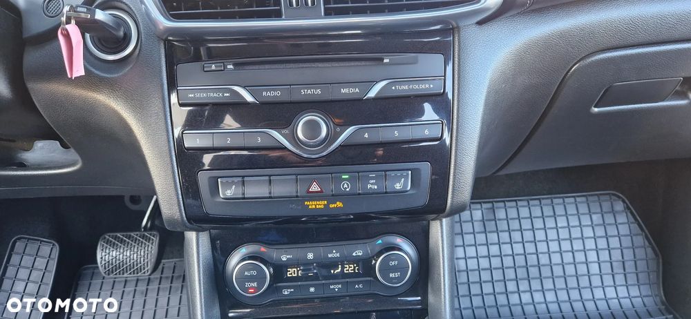 Infiniti Q30 - 29