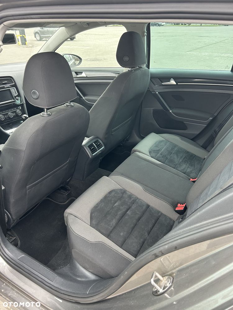 Volkswagen Golf 1.6 TDI BlueMotion Technology Trendline - 13