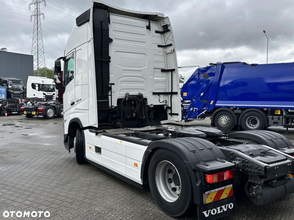 Volvo FH 4X2 460 Globetrotter XL - 7