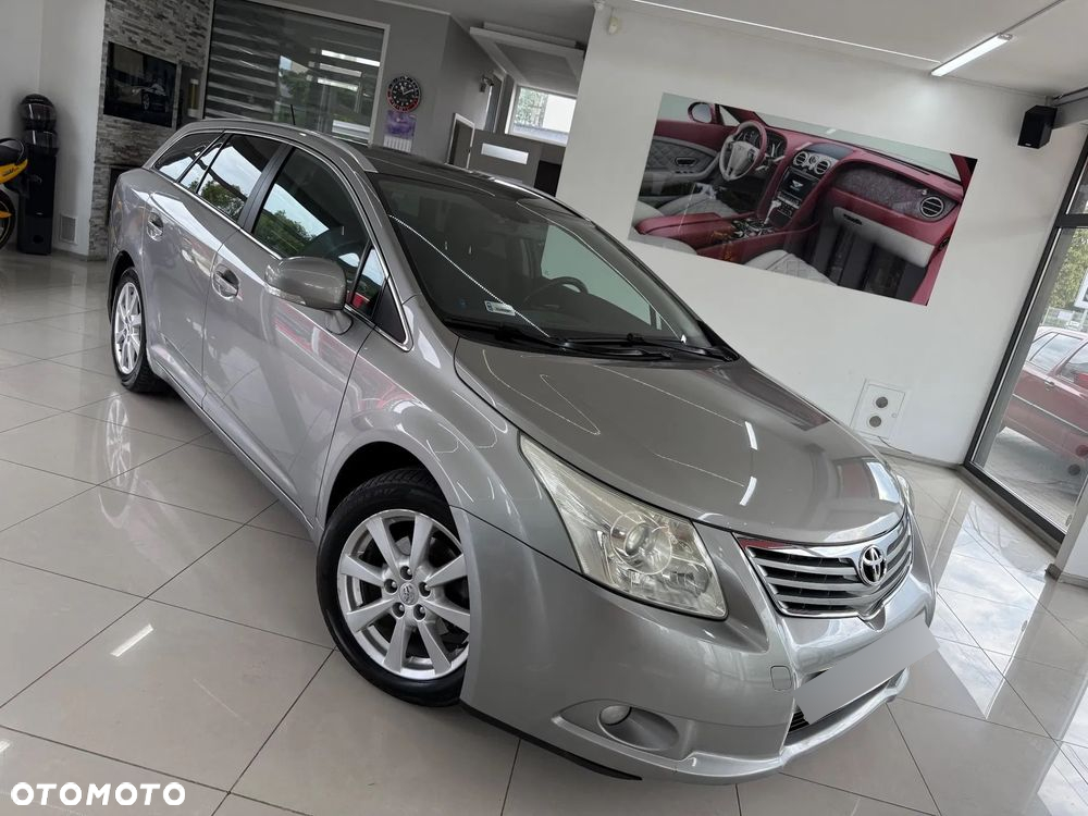 Toyota Avensis 2.0 D-4D Luna - 13