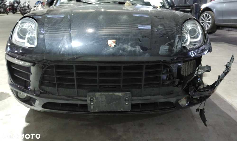 Porsche Macan S - 36