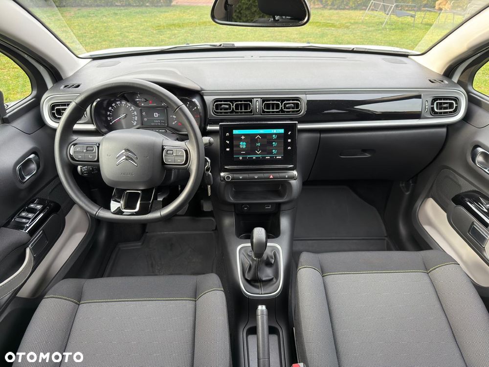 Citroën C3 1.2 PureTech Shine - 17