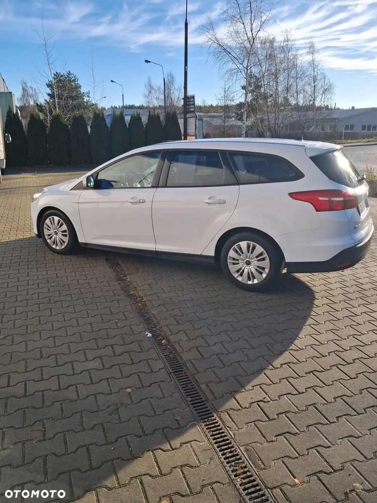 Ford Focus 1.5 TDCi Trend - 4