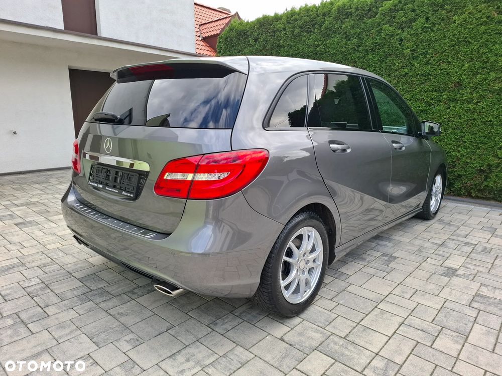 Mercedes-Benz Klasa B 200 (BlueEFFICIENCY) - 10