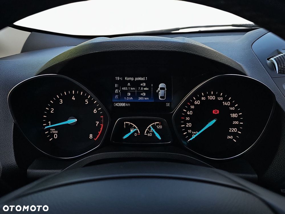 Ford Kuga 1.5 EcoBoost FWD Titanium - 20