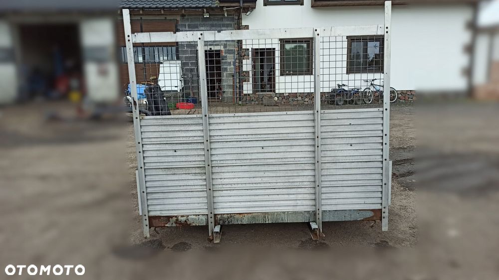 skrzynia ładunkowa paka iveco daily 3,9m - 9