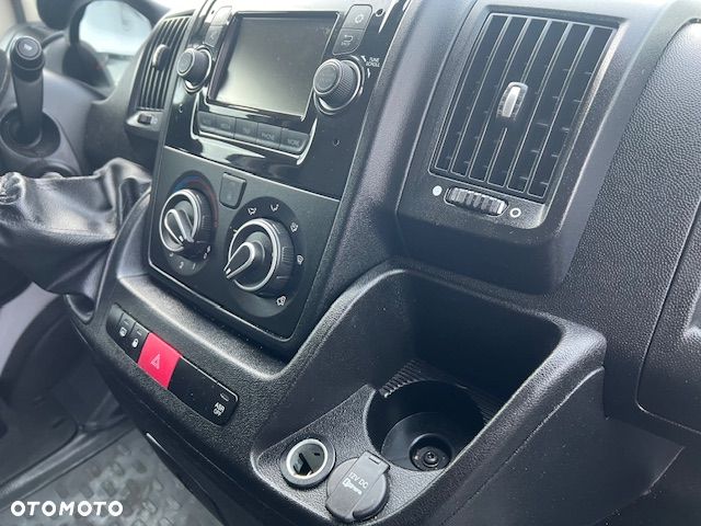 Opel Movano L2H2 2,2 120 KM klima tempomat - 16