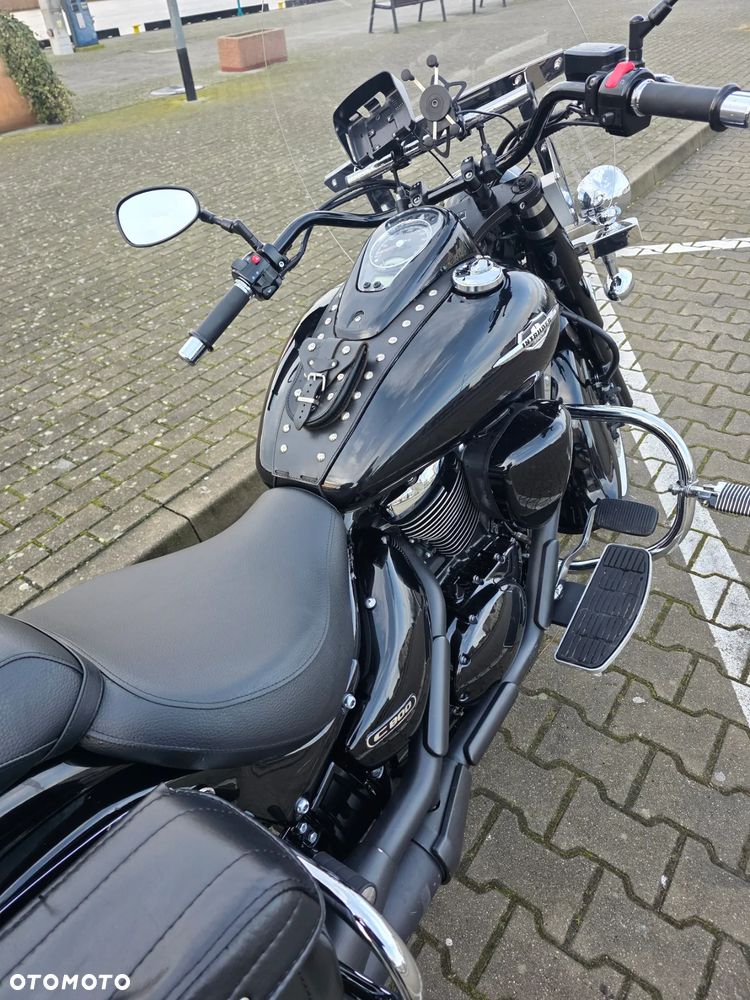Suzuki Intruder - 15
