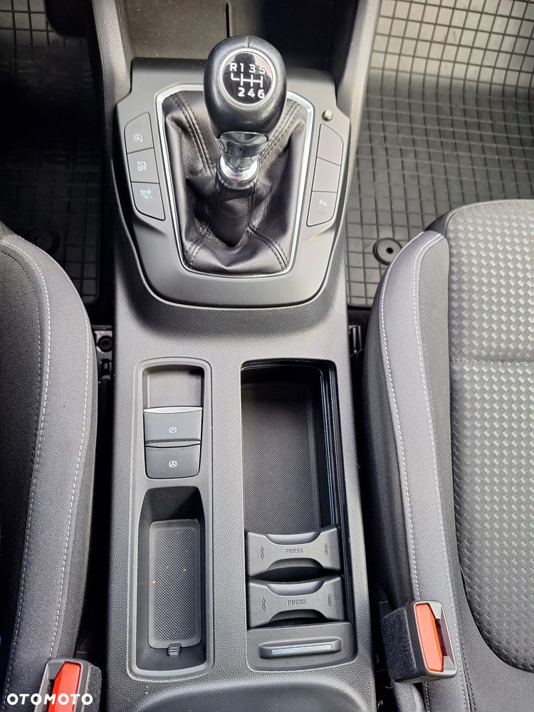 Ford Focus 1.5 EcoBlue Connected - 36