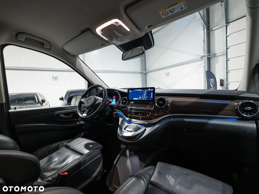 Mercedes-Benz Klasa V 300 d Avantgarde 9G-Tronic (ekstra d³) - 25