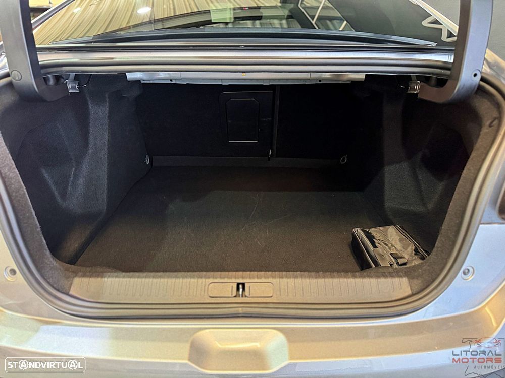 Citroën C4 X 1.2 PureTech Shine Pack EAT8 - 11