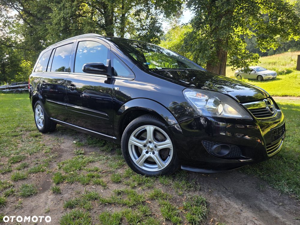 Opel Zafira - 2