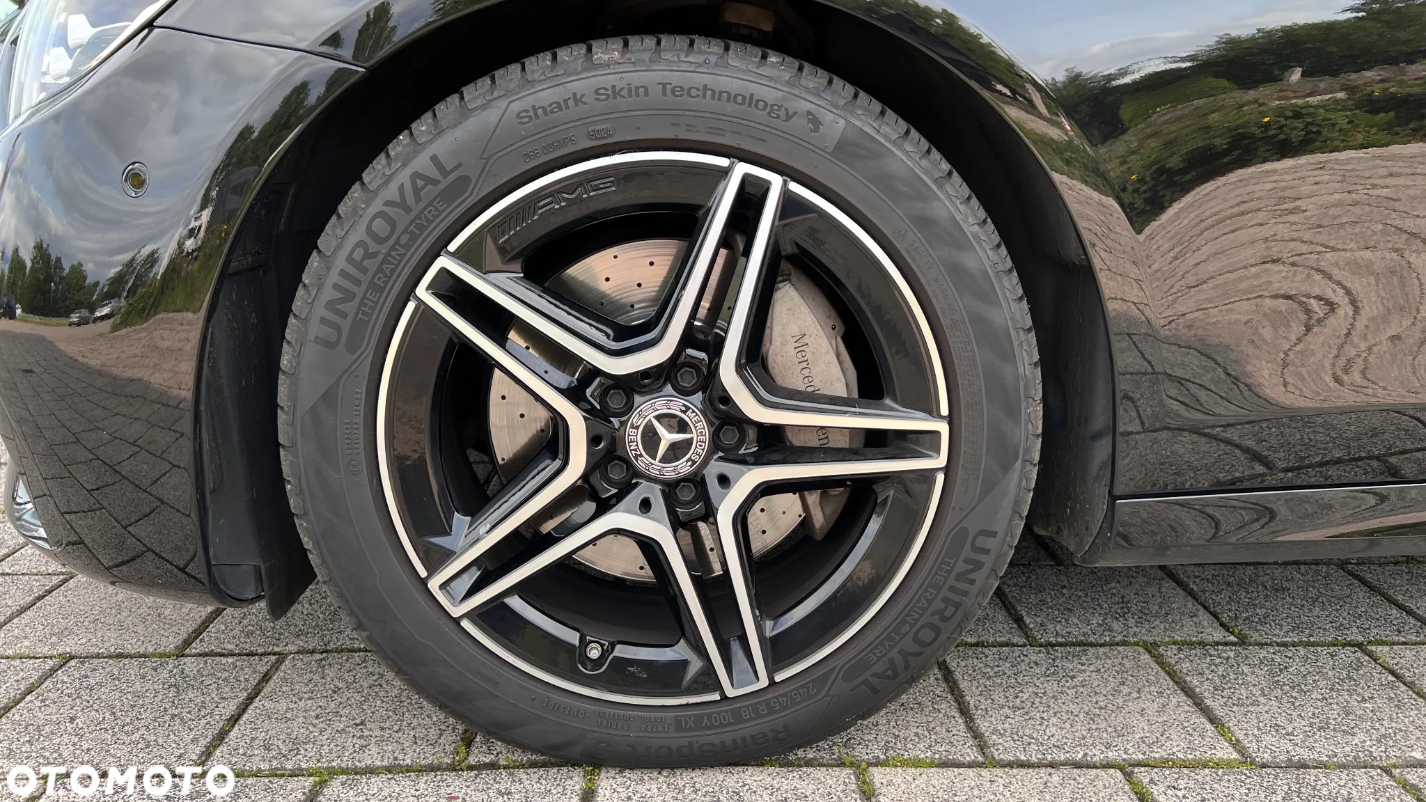 Mercedes-Benz Klasa E 220 d 4-Matic AMG - 25