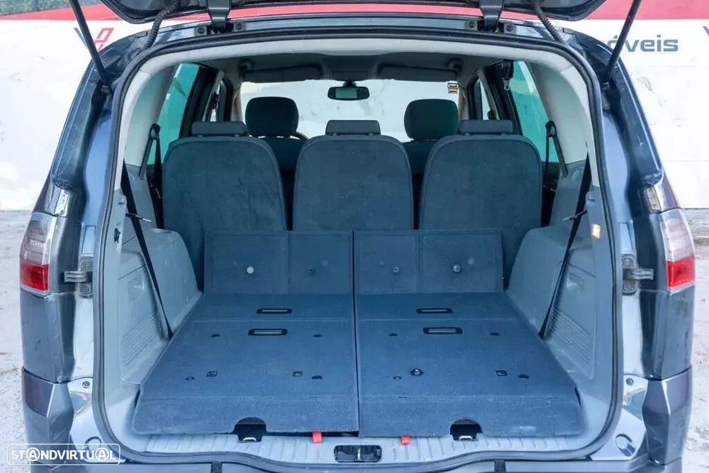 Ford S-Max 1.8 TDCi Titanium 7L - 11