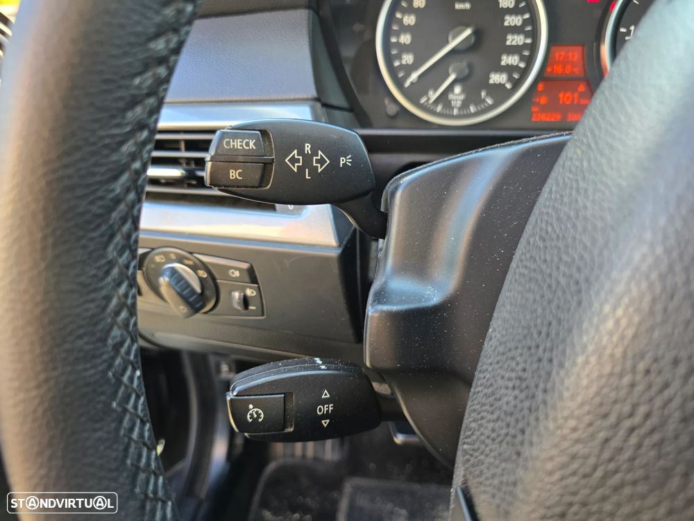 BMW 520 d Executive - 9