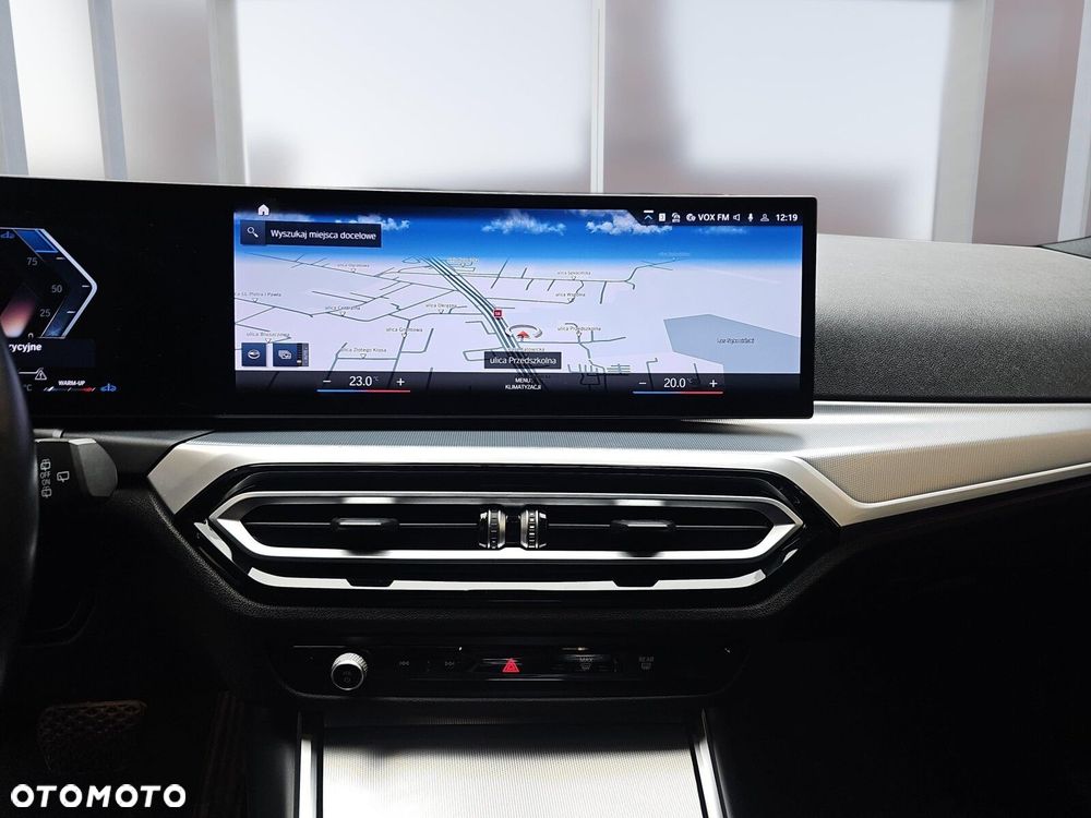 BMW Seria 3 320d xDrive - 15