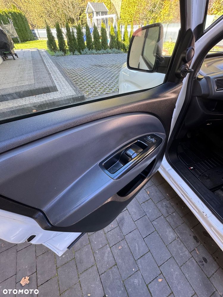 Fiat Doblo Active - 19