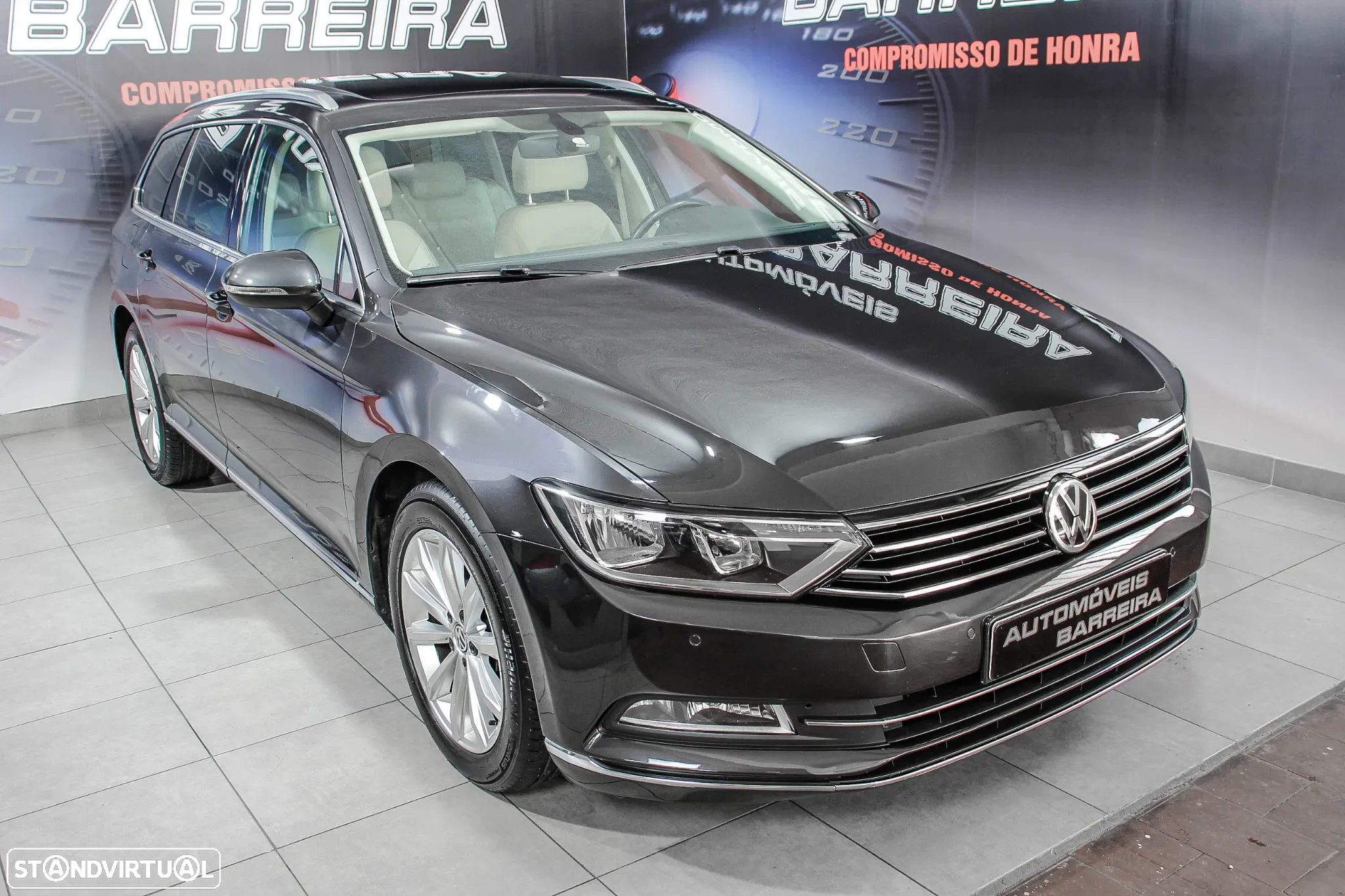 VW Passat Variant 2.0 TDi Highline - 25