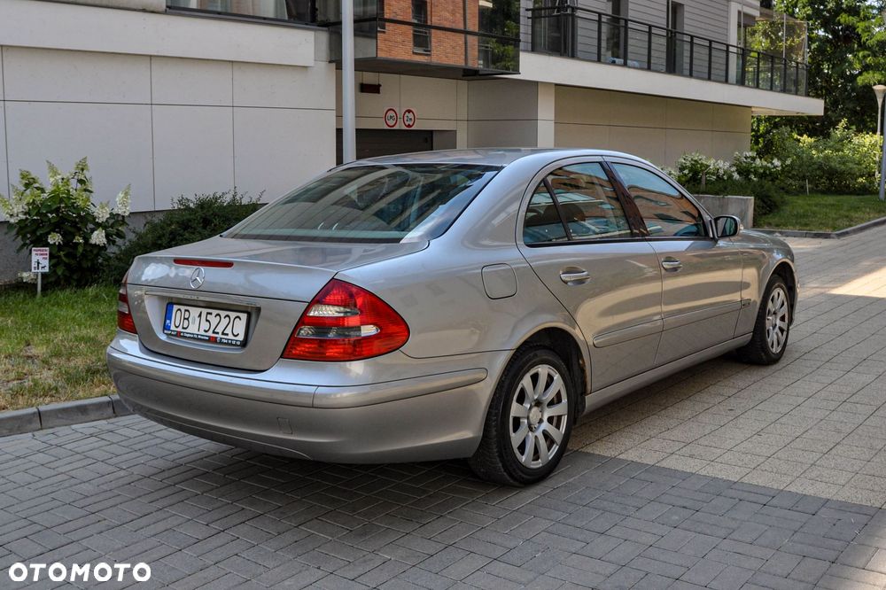 Mercedes-Benz Klasa E - 4