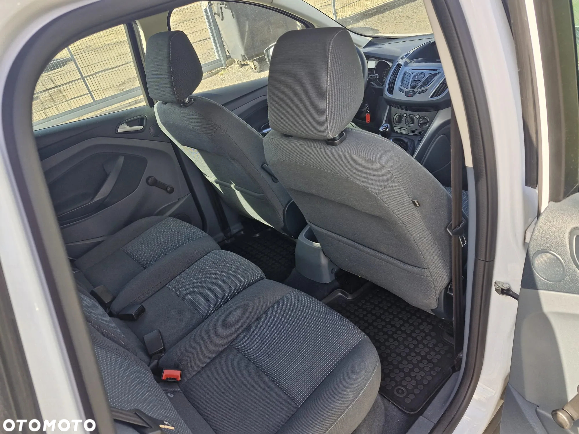 Ford C-MAX 2.0 TDCi Titanium - 11
