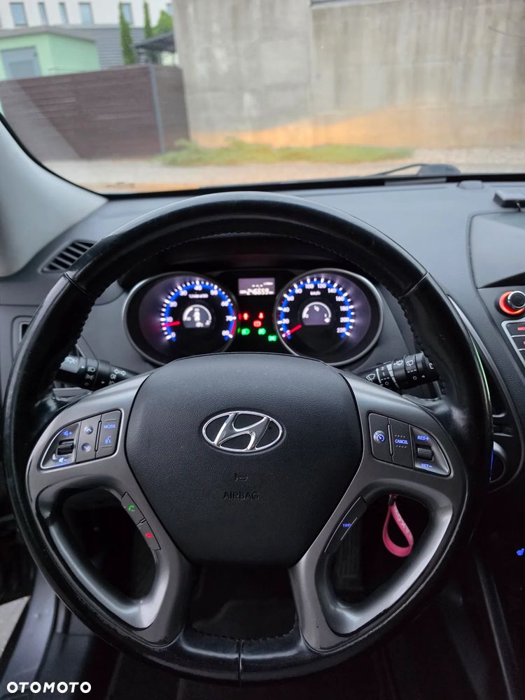 Hyundai ix35 2.0 GDI Premium 2WD - 24