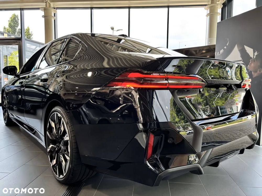 BMW Seria 5 540d xDrive mHEV M Sport - 7