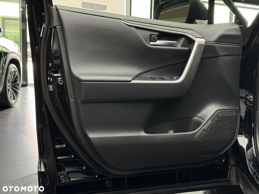 Toyota RAV4 - 14