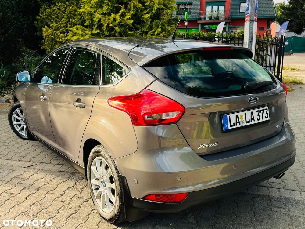 Ford Focus 2.0 TDCi DPF Start-Stopp-System ST-Line - 6