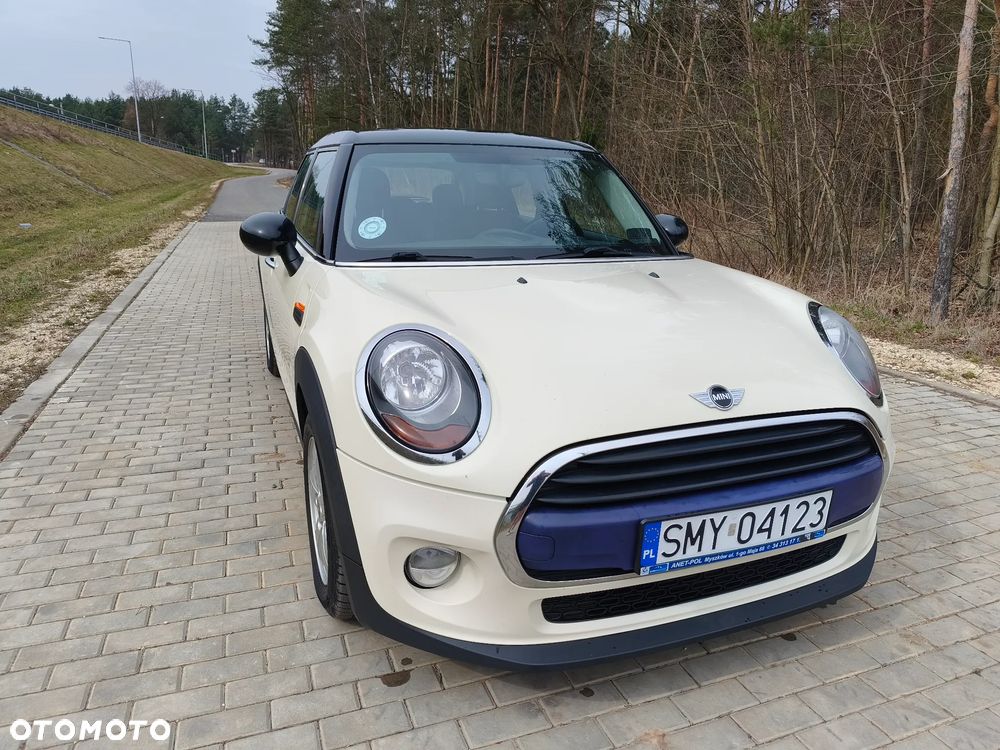 MINI Cooper Standard - 11