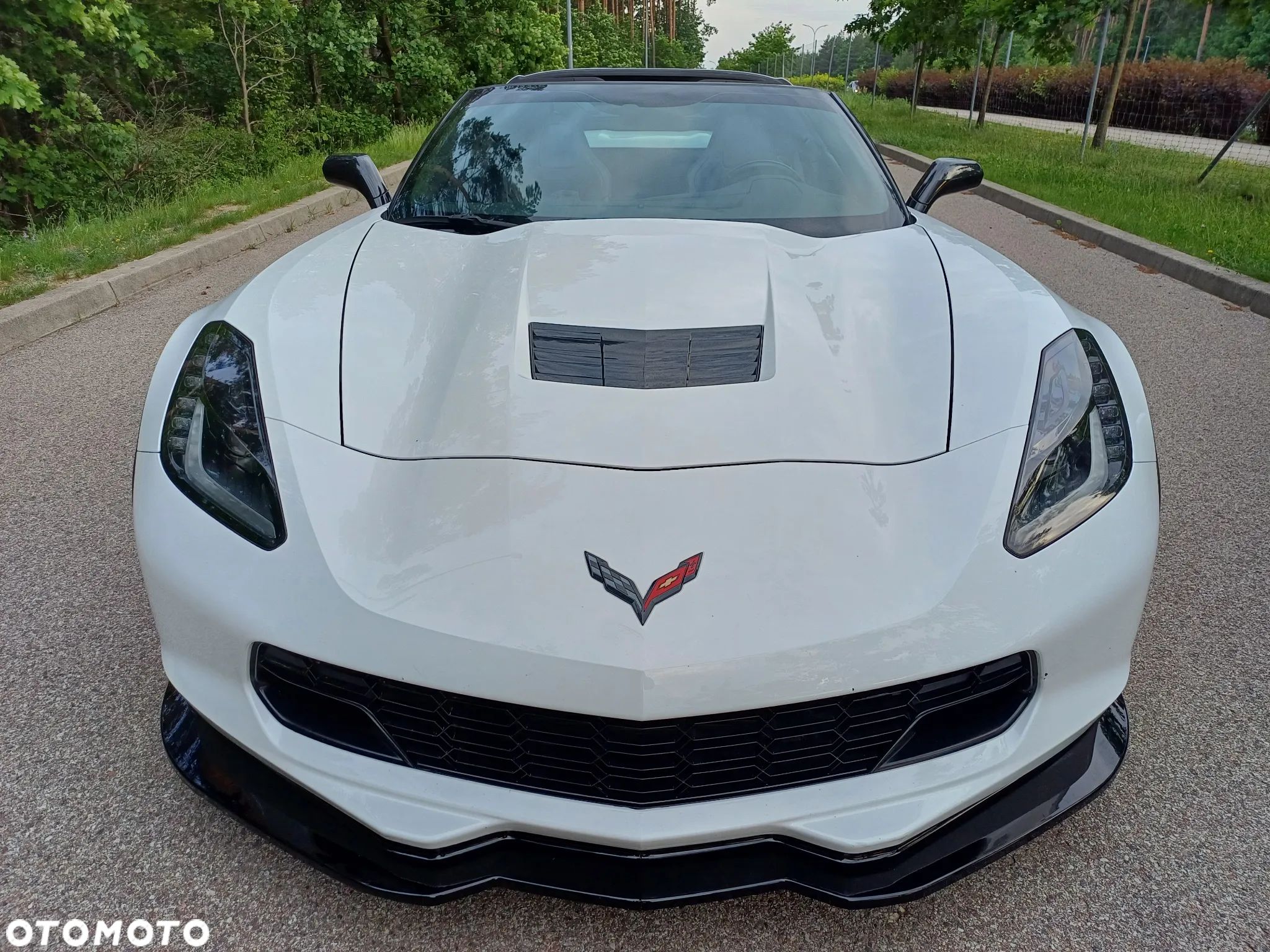 Chevrolet Corvette - 1