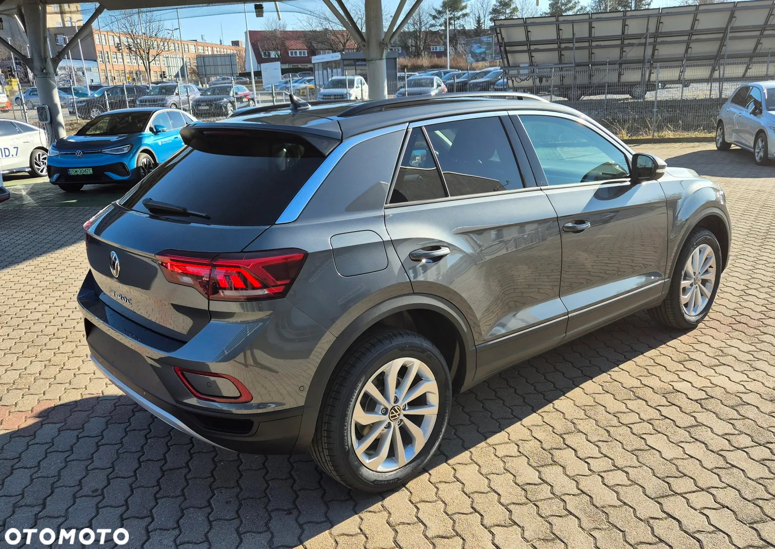Volkswagen T-Roc 1.5 TSI Life DSG - 4