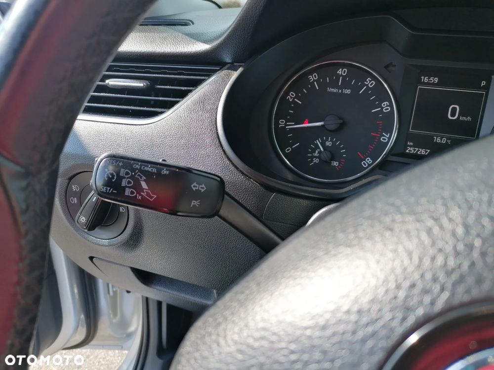 Skoda Octavia 1.8 TSI Style DSG - 16