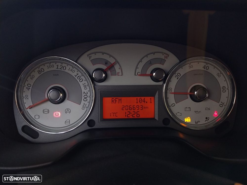 Fiat Linea 1.3 M-Jet Emotion - 6