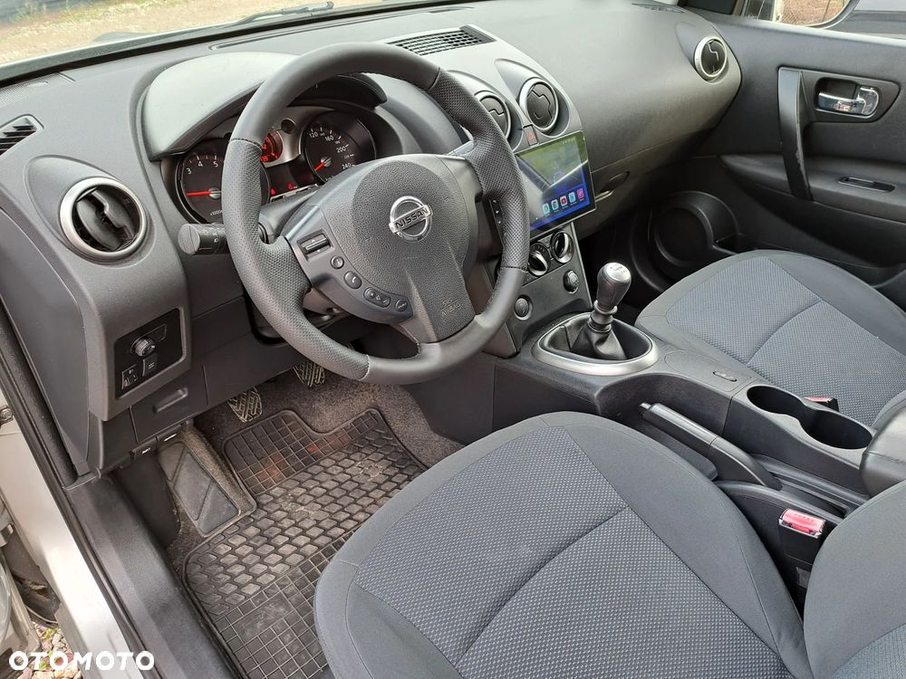 Nissan Qashqai+2 - 16