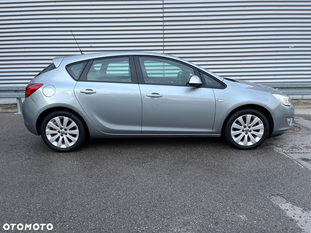 Opel Astra 1.6 Edition - 9